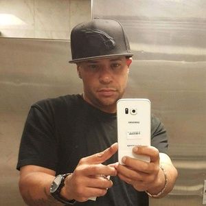 Meet your Posher, Edwin